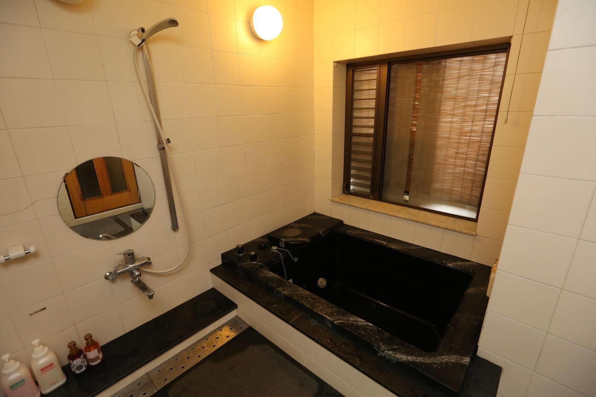 Waraku House Hostel Kyoto Luaran gambar